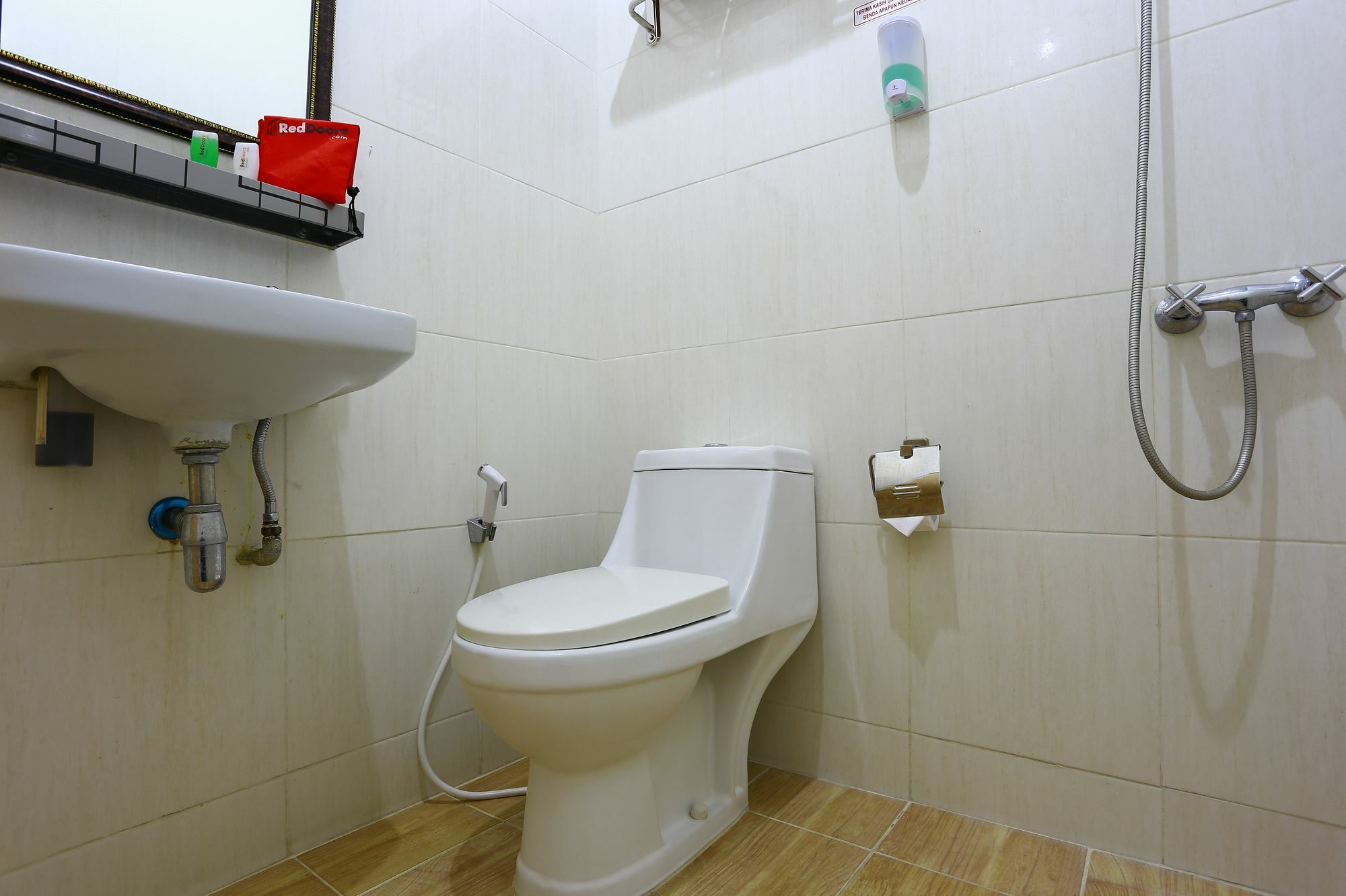 Reddoorz Near Prawirotaman 2 Hotell Yogyakarta Eksteriør bilde