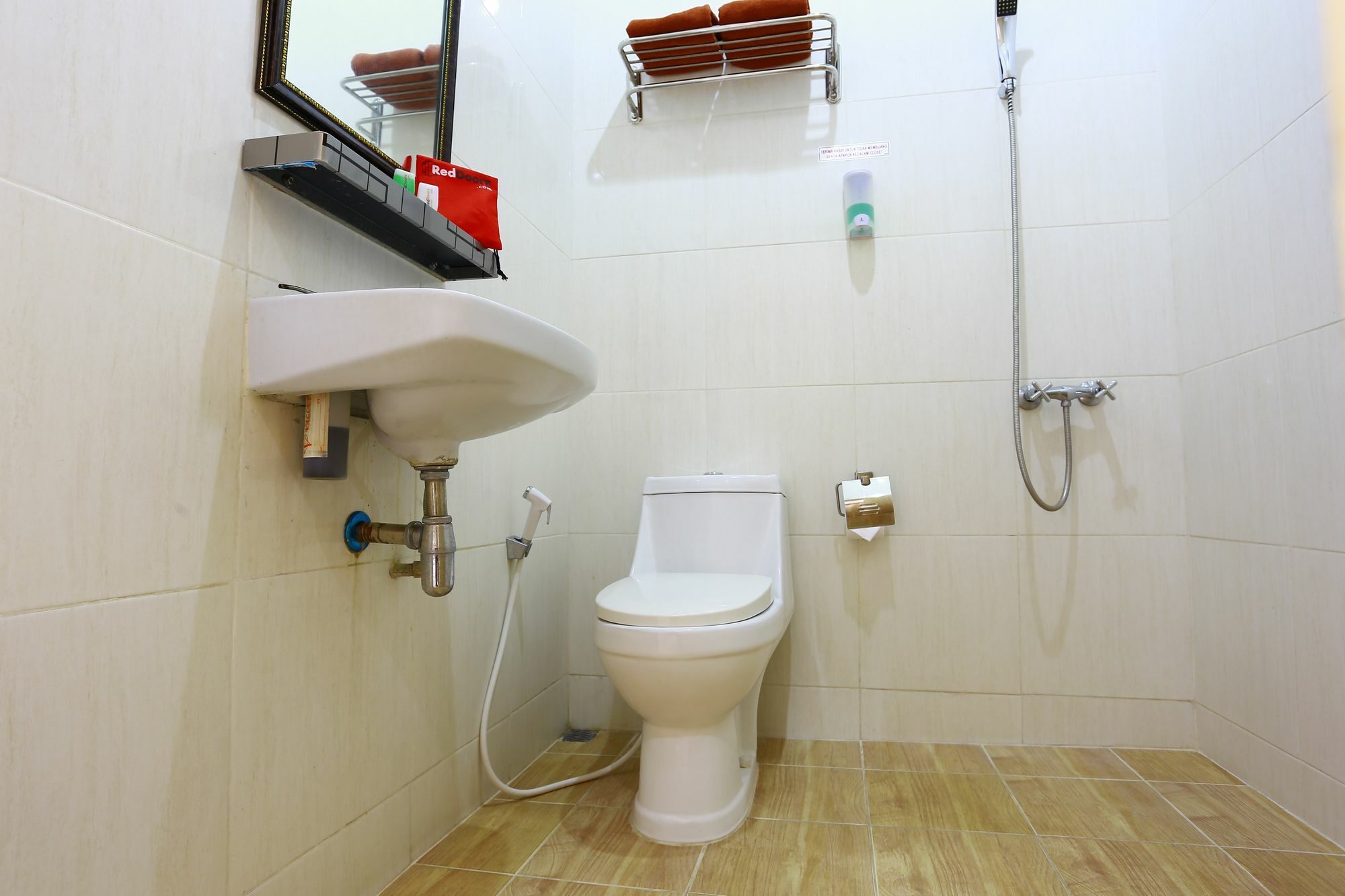 Reddoorz Near Prawirotaman 2 Hotell Yogyakarta Eksteriør bilde